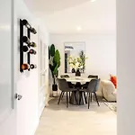 Italian Elegance In Riverside Battersea