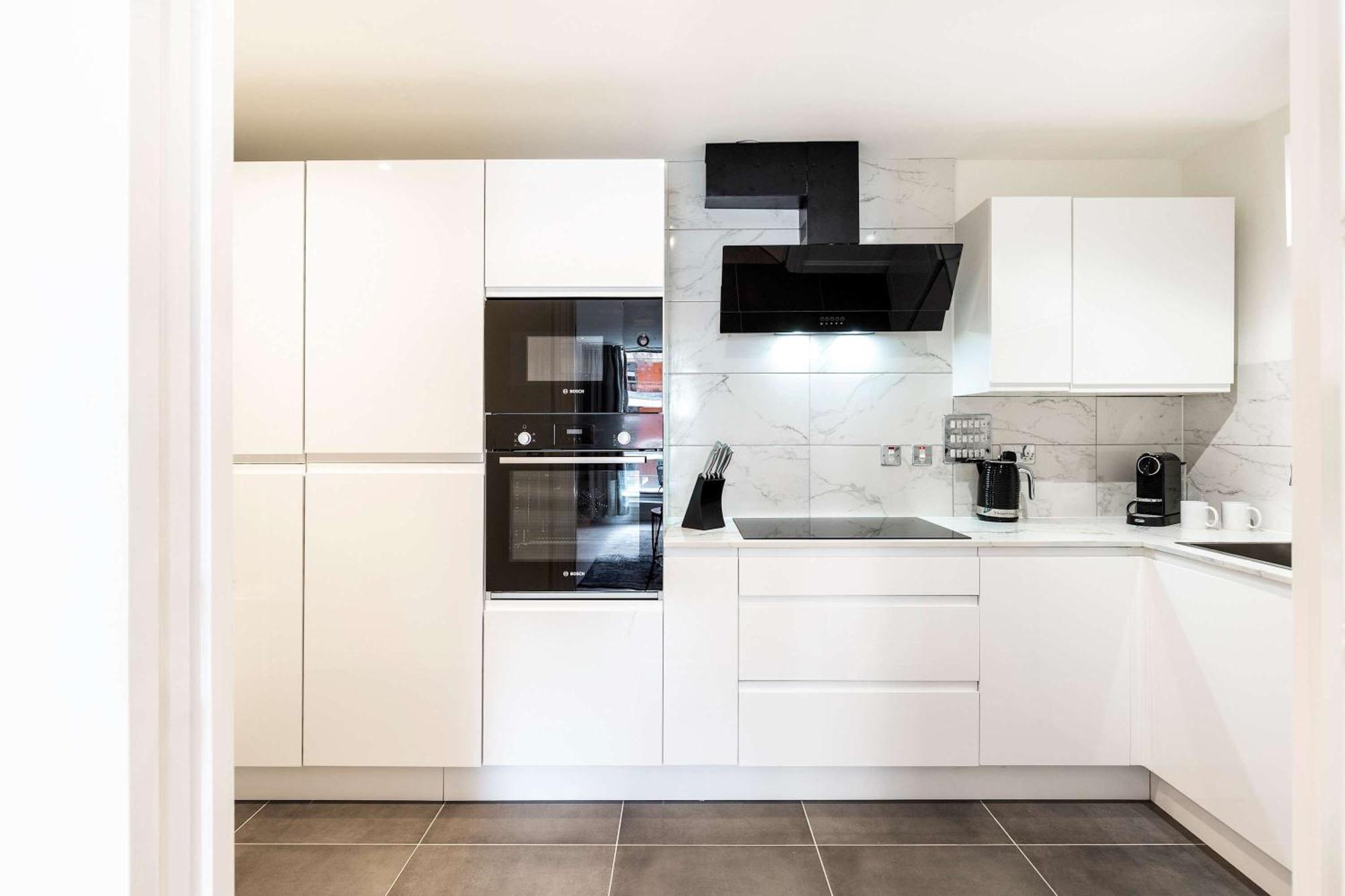 Appartamento Italian Elegance In Riverside Battersea