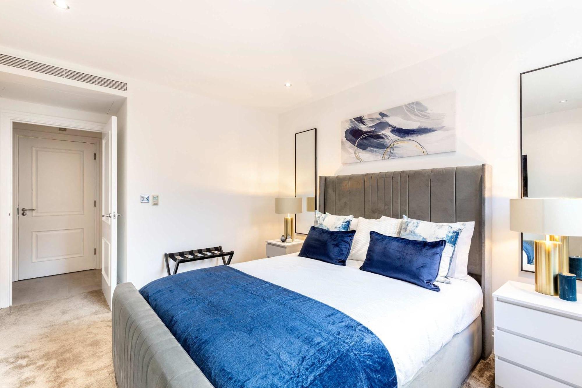 Italian Elegance In Riverside Battersea * Londra